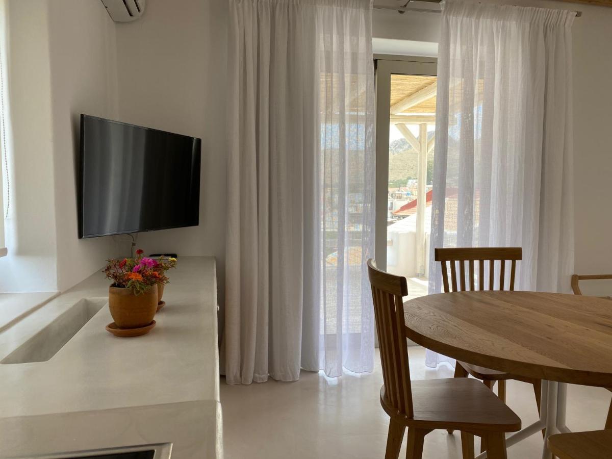 Laini Luxury Suites Pombia Ngoại thất bức ảnh