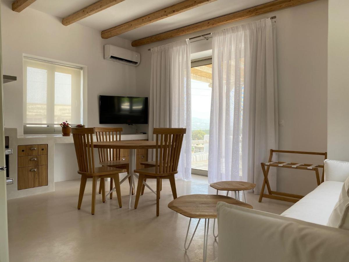 Laini Luxury Suites Pombia Ngoại thất bức ảnh